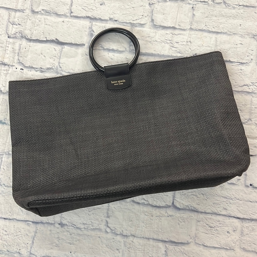 Kate Spade NY round handle tote bag. Raffia with round hoop handles 20”L…